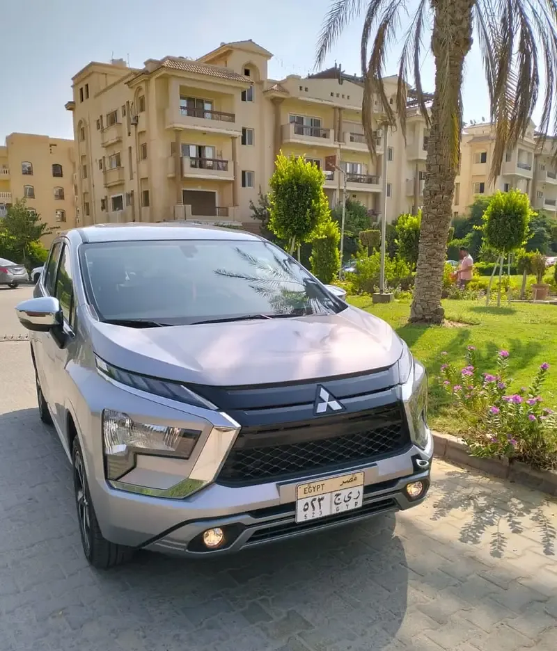 متسوبيشي اكسباندر SUV موديل 2025 للإيجار
