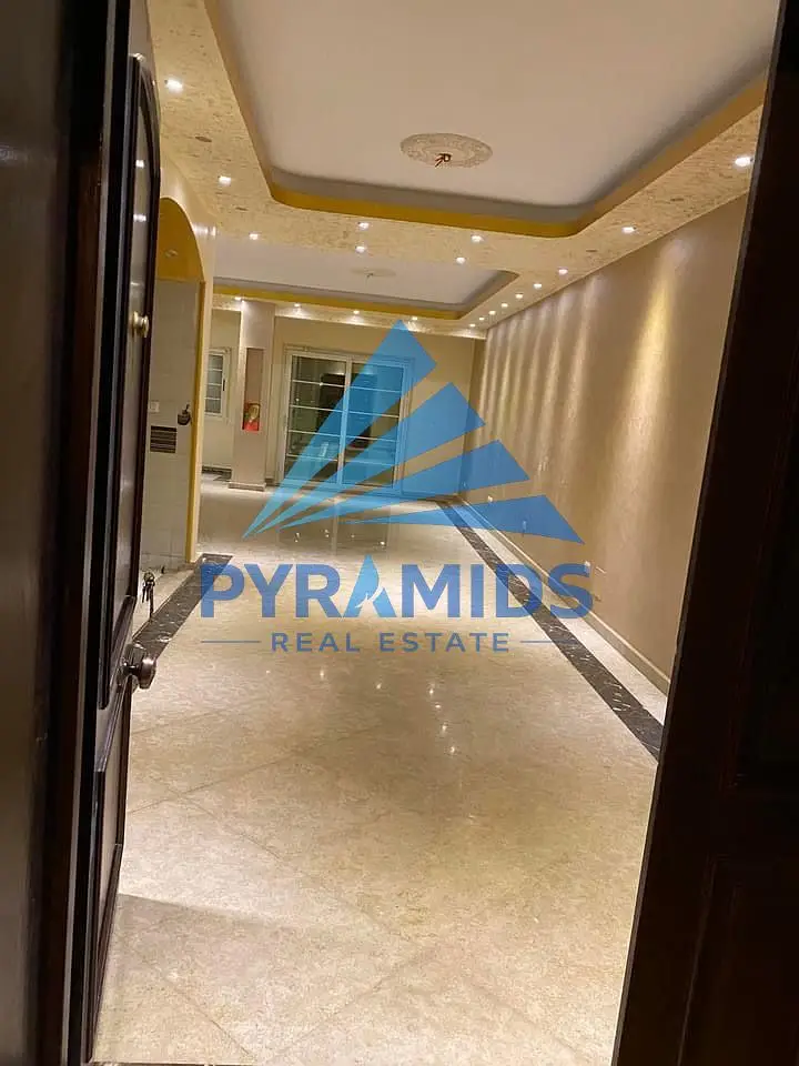 Twin house villa for rent in Madinaty