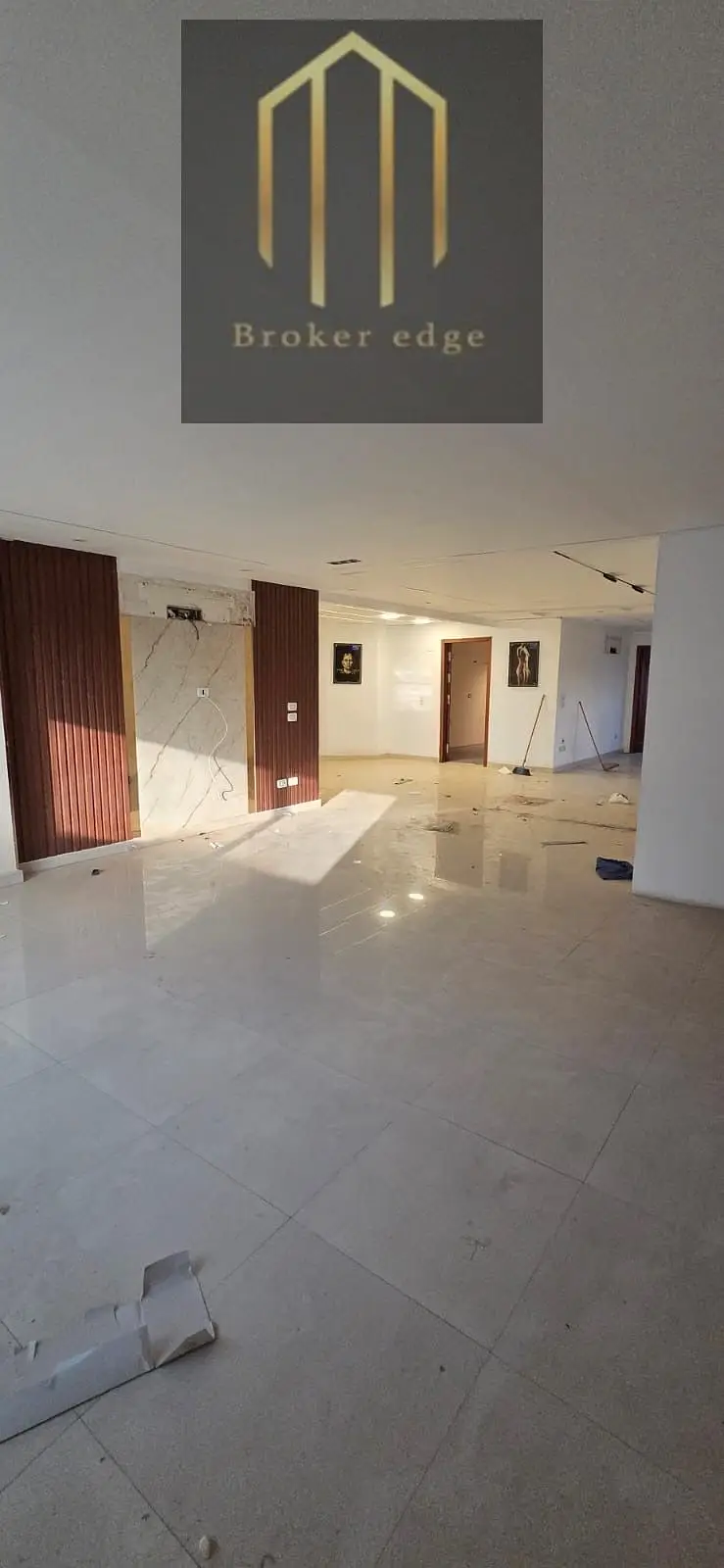 Administrative headquarters for rent on Thawra Main Street, 900 sqm