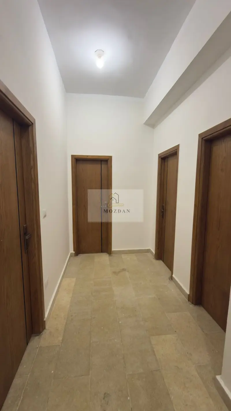 Commercial and administrative headquarters for rent with a private entrance, 600 meters, in Zahraa El Maadi