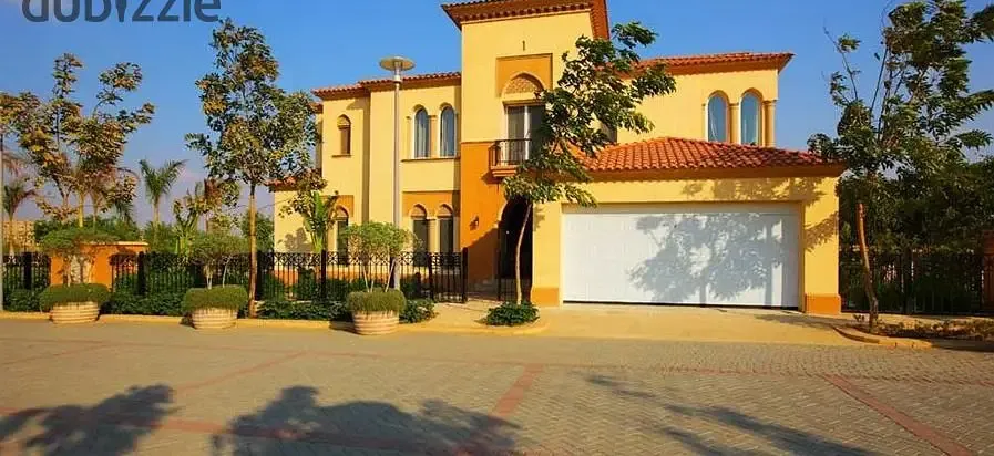 Villa for rent in Levanah Uptown Cairo, first row golf