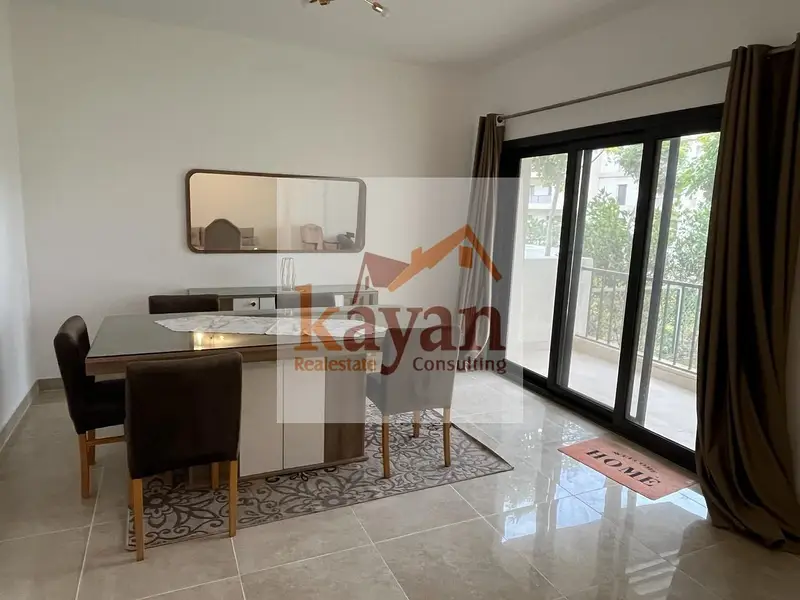 Ground floor apartment with garden for rent in Fifth Square Al Marasem