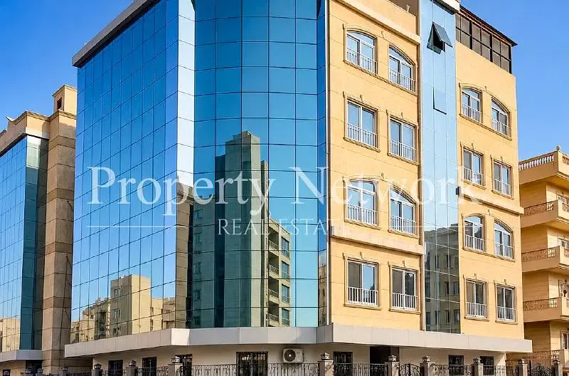مبنى إداري 2000 متر تشطيب كامل للإيجار بالمعراج، المعادي