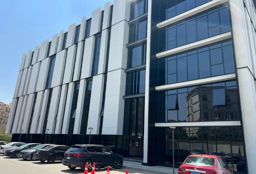 Office 125sqm finished for rent in Hyde Park, New Cairo