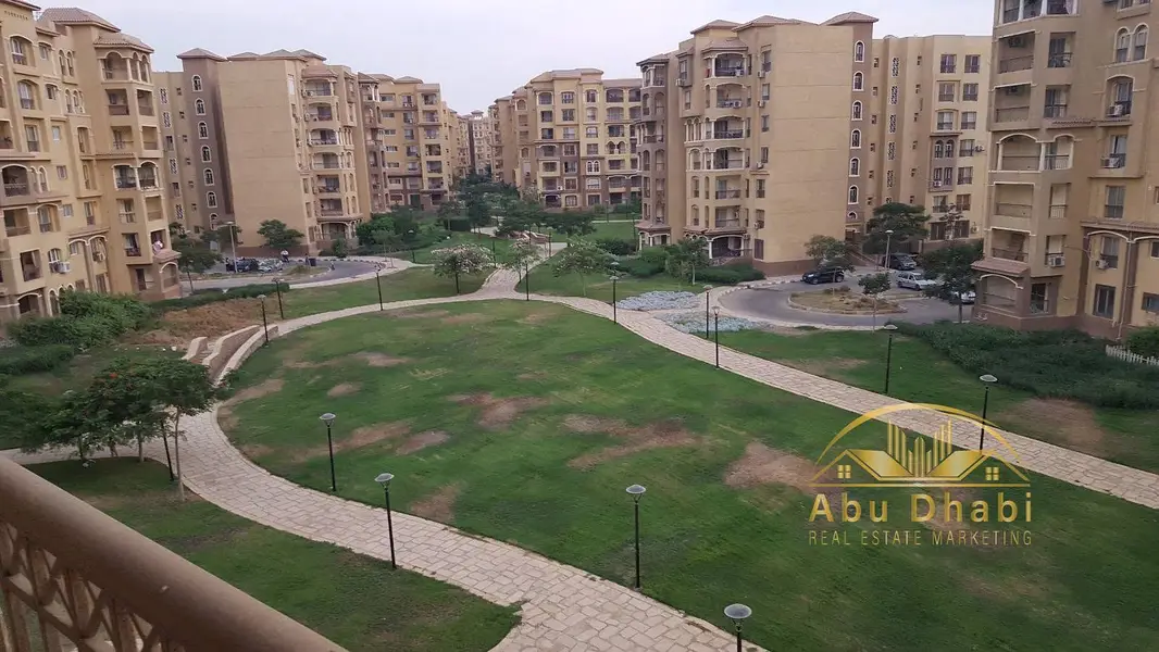 175 sqm apartment for rent in Madinaty B1, next to the Banks Complex
