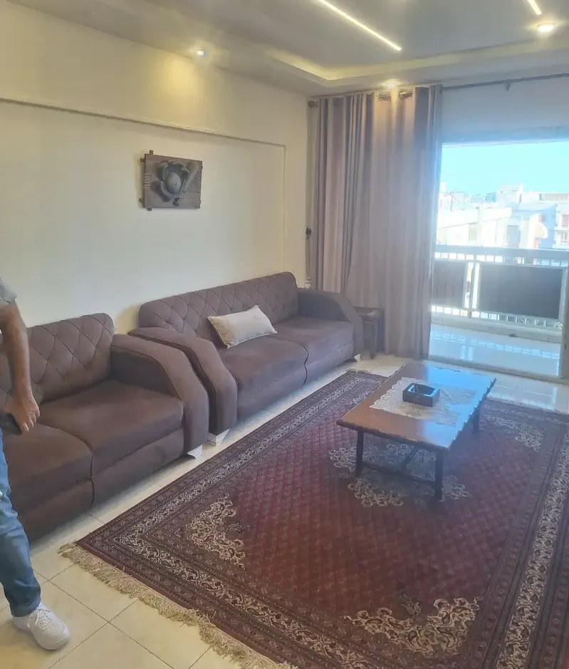 Apartment for rent in Mamoura Beach
