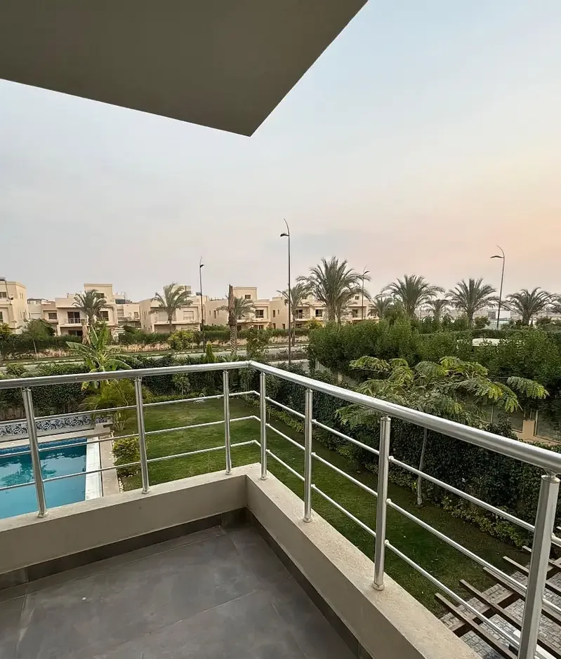 Villa for rent in Grand Heights Compound, Sheikh Zayed