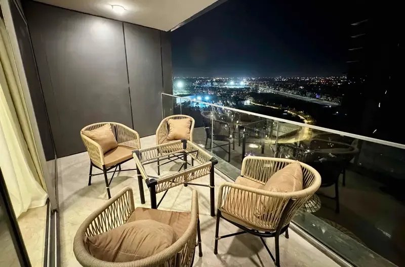 شقة مفروشة للايجار في أبراج زد ويست الشيخ زايد