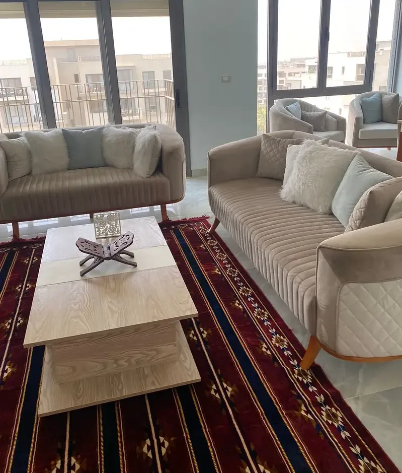 Furnished apartment for rent in Eastown, 157 sqm, 2 bedrooms