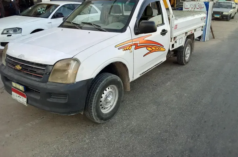 Pickup truck for furniture and goods transport in Alexandria