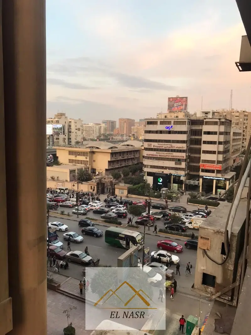 مقر إداري 250م للايجار بأول عباس العقاد الرئيسي بمدينة نصر