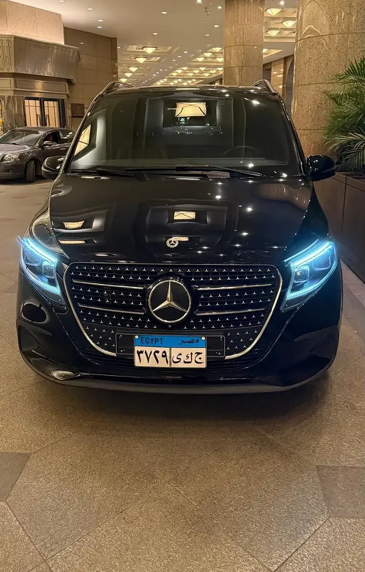 Mercedes Maybach car for daily rent with driver