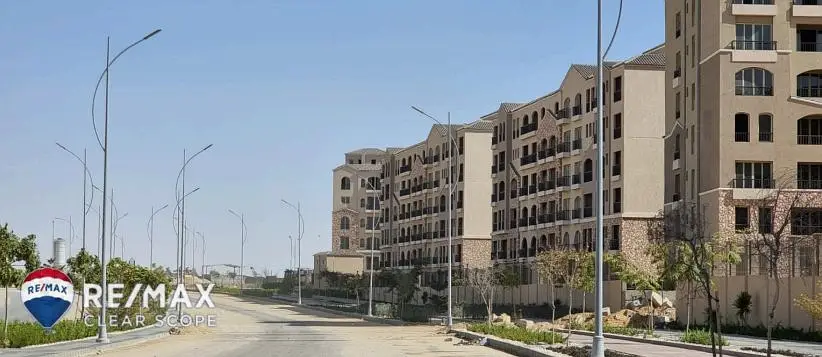 شقة للإيجار في كمبوند جرين سكوير بمدينة المستقبل