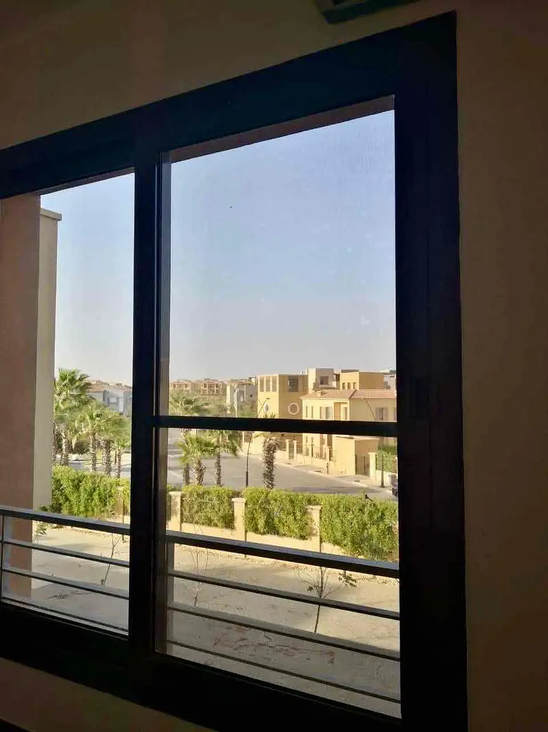 شقة راقية للايجار في كمباوند كازا سوديك بالشيخ زايد
