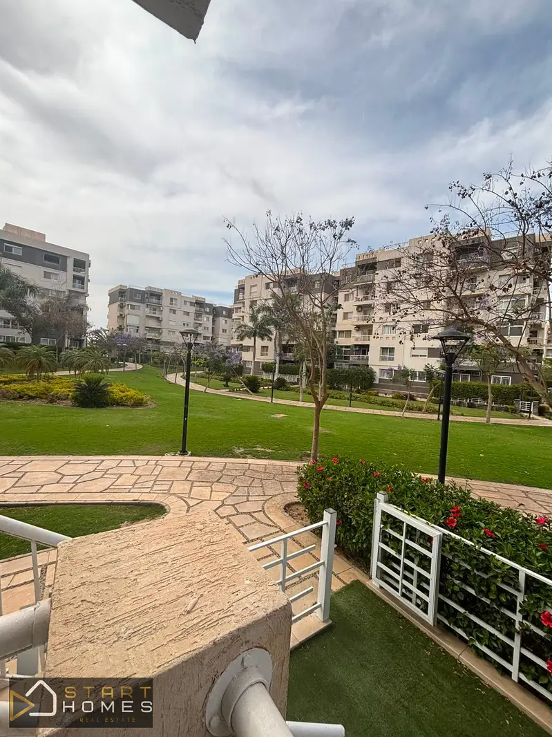Furnished ground floor apartment with garden in Madinaty B10 for rent