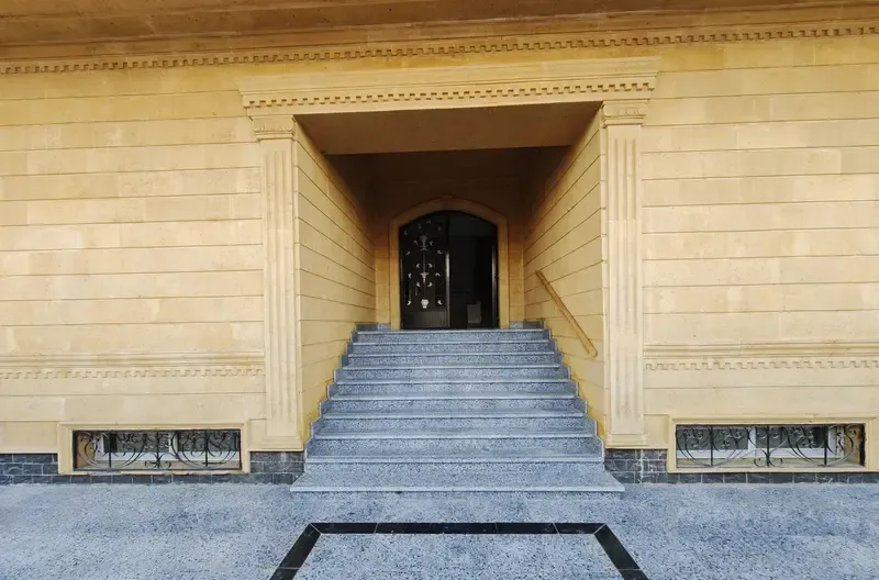 235 sqm apartment for rent in South Lotus, in front of New Cairo Club