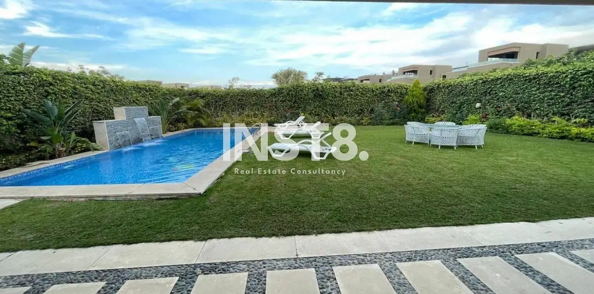 Luxurious 7-bedroom villa for rent in Palm Hills Extension - New Cairo