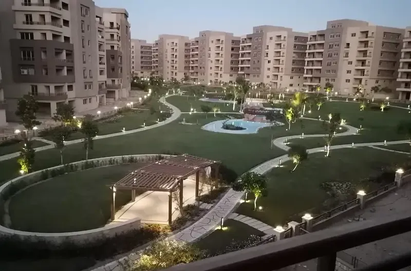 شقة 3 غرف للايجار بكمبوند ذا سكوير التجمع الخامس