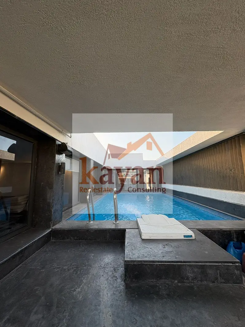 First-time use penthouse with landscape view, kitchen and appliances