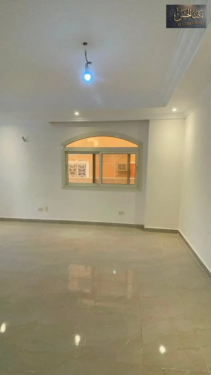 400 sqm apartment for rent in 6th of October, Al-Siyahiya Al-Sadesa | First floor with elevator | 4 rooms