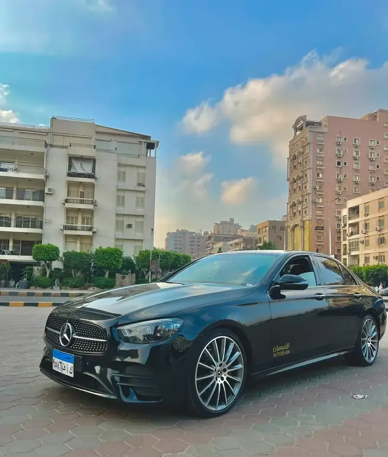 مرسيدس E200 موديل 2021 للايجار اليومي