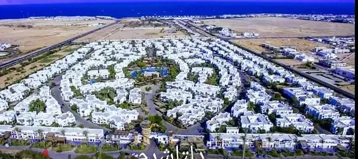 شقة للايجار في قرية دلتا شرم غرفتين وصالة