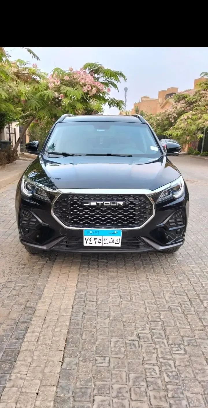 سيارة جيتور X70 للإيجار بالسائق