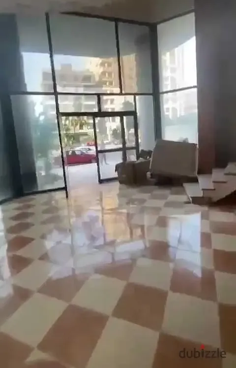Office for rent 500 sqm in Heliopolis, main street