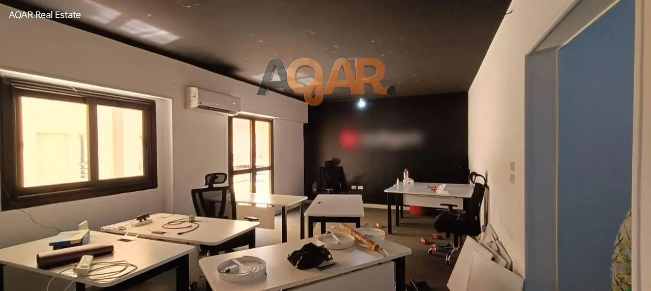 Office for rent 280 sqm in Nasr City