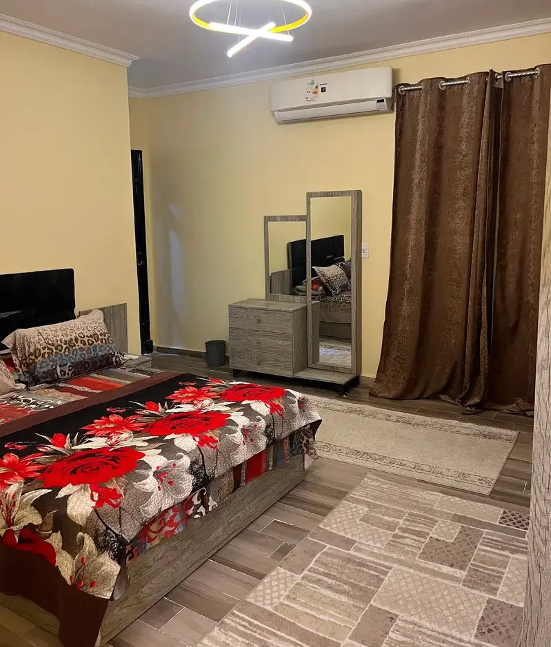 Furnished apartment 170sqm with wide garden view for rent in Wesal Residence - Shorouk