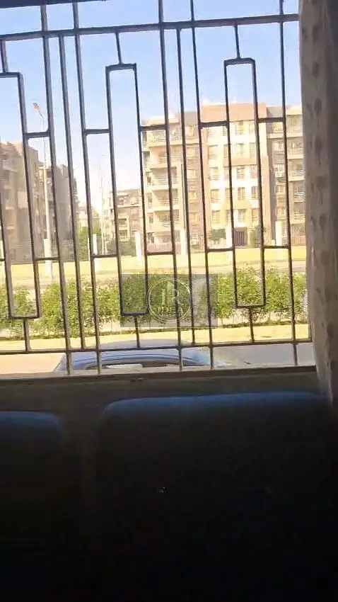 Apartment for rent, ground floor on the main street, clear north