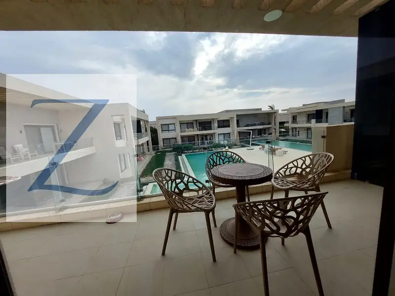 Distinct chalet for rent in G Cribs, 2 bedrooms