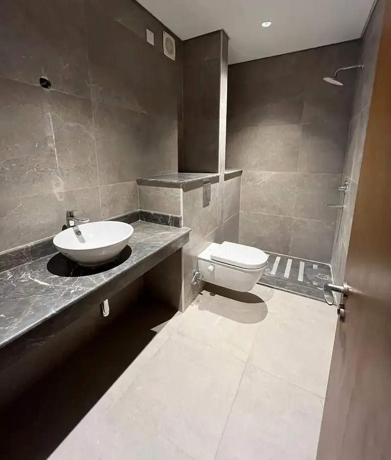 161sqm unfurnished apartment for rent in Zed West, Sheikh Zayed