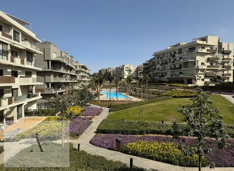 Ground floor apartment with garden for rent in SODIC Villette