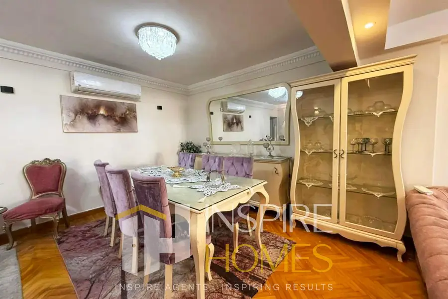 Furnished apartment for rent, 190 sqm, Saba Pasha, steps from the sea