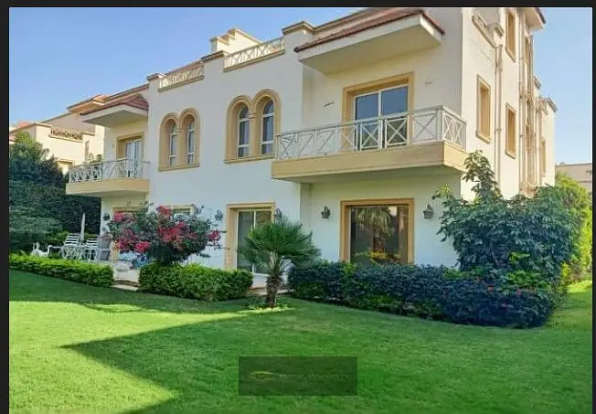 فيلا الترا لوكس للإيجار في كمبوند جرينز بالشيخ زايد