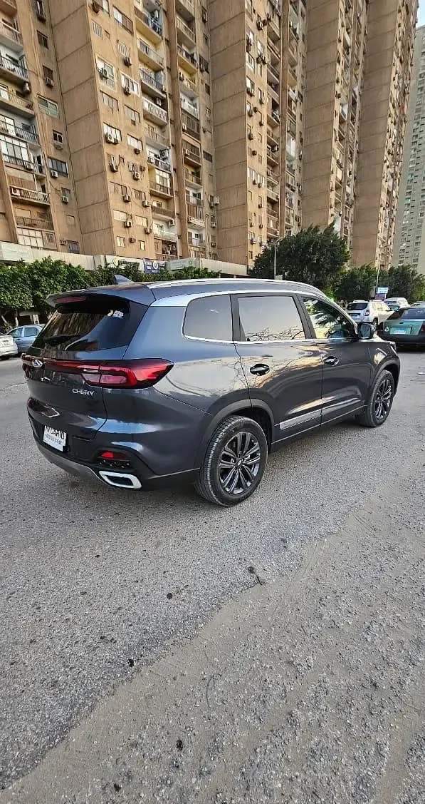 سيارة شيري تيجو 8 SUV للإيجار بالسائق في القاهرة