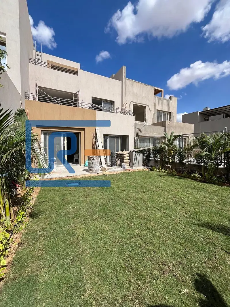 Townhouse for rent in Golf Views - Second row on the golf course