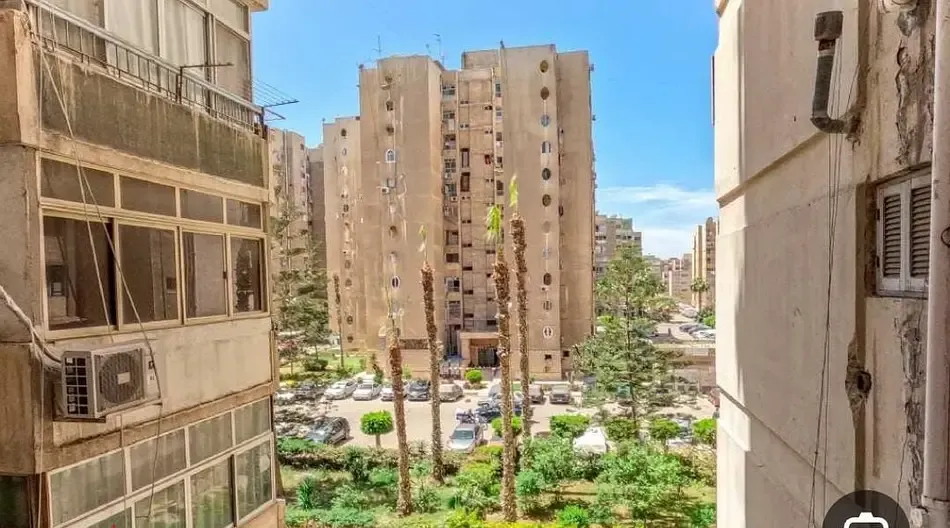 شقة للايجار بسموحه 96م قانون جديد