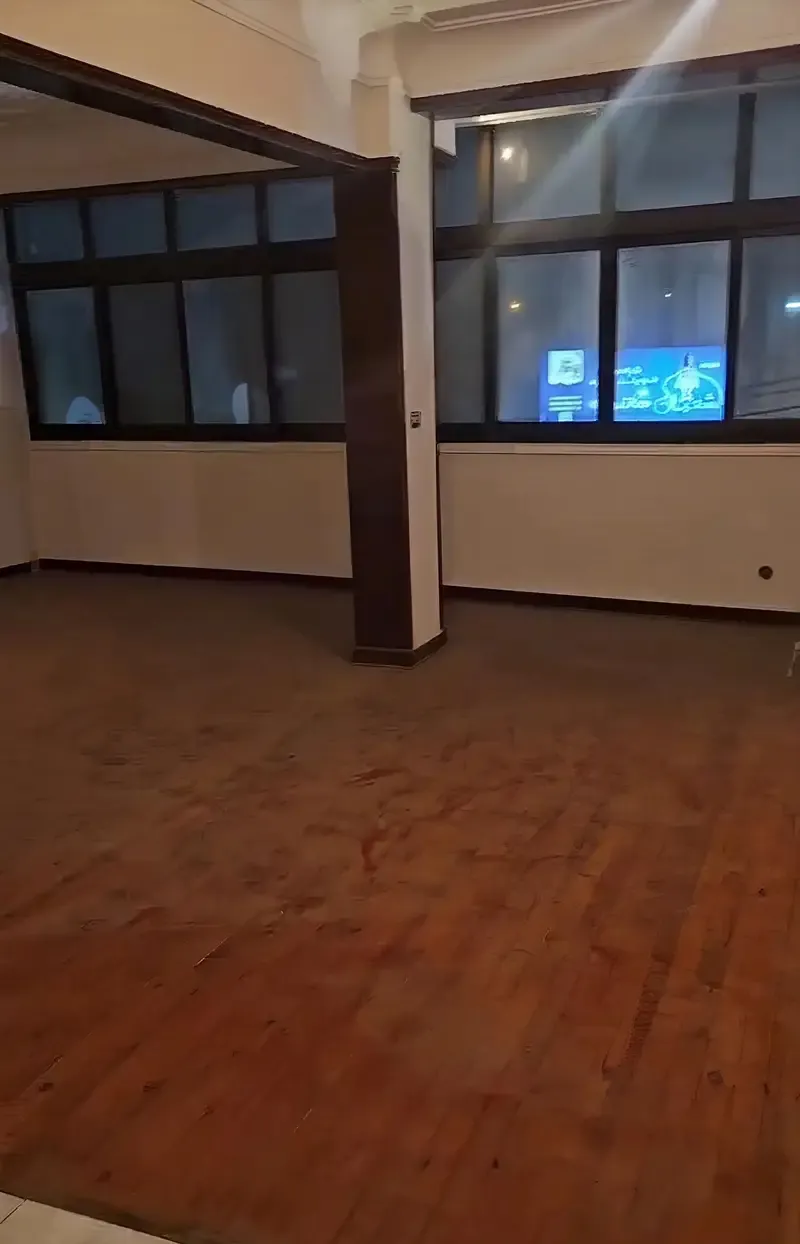 Administrative office for rent in Al Ibrahimiyyah, Abu Qir St, 130 sqm, super lux