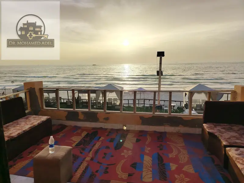 فيلا للإيجار اليومي على البحر مباشرة بالبيطاش