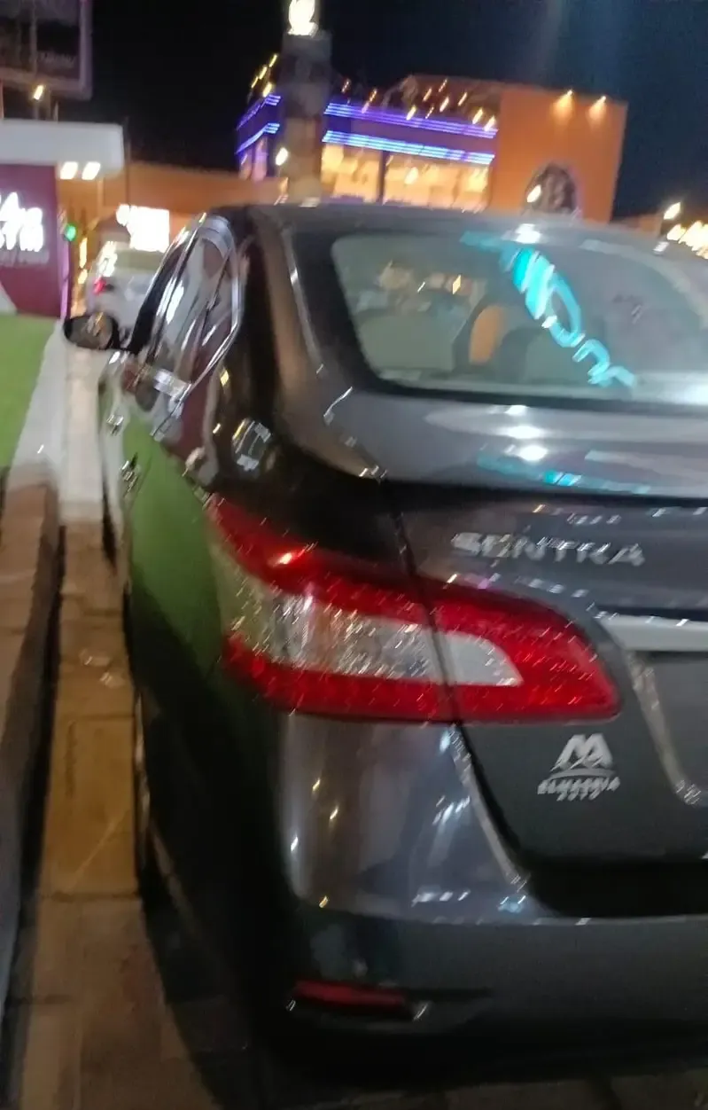 Nissan Sentra Full Option with Screen, Keyless Entry, Camera, and Rims