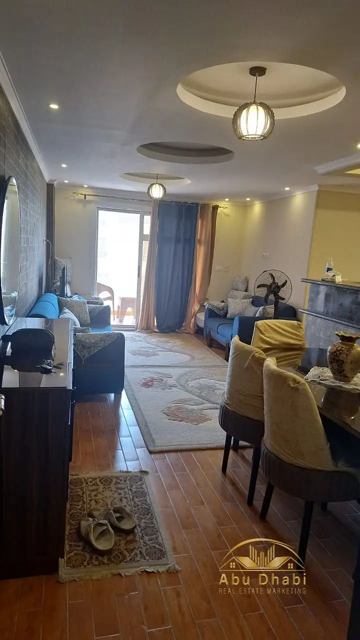 Apartment 96sqm for rent in Madinaty B7, special finishing, garden and street view
