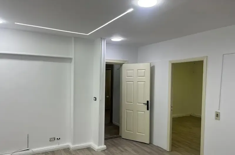 Office for rent 160sqm Ard El Golf - Heliopolis