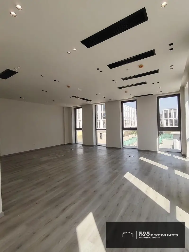 Administrative office for rent 100sqm in Mivida The Place 5th Settlement