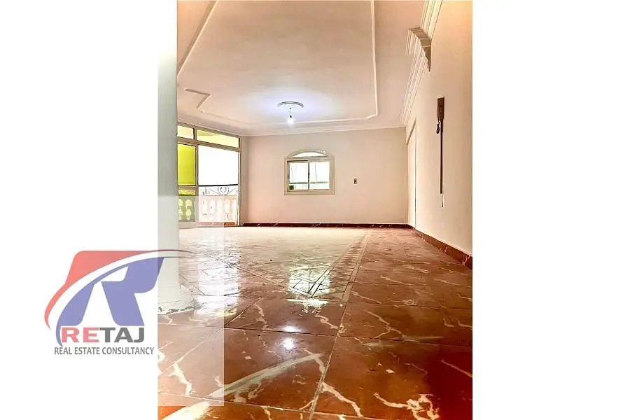 شقة للايجار بحي السفارات بعمارة حديثة