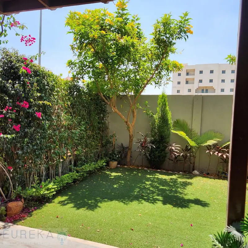 Townhouse for rent in Al Burouj Compound with ACs