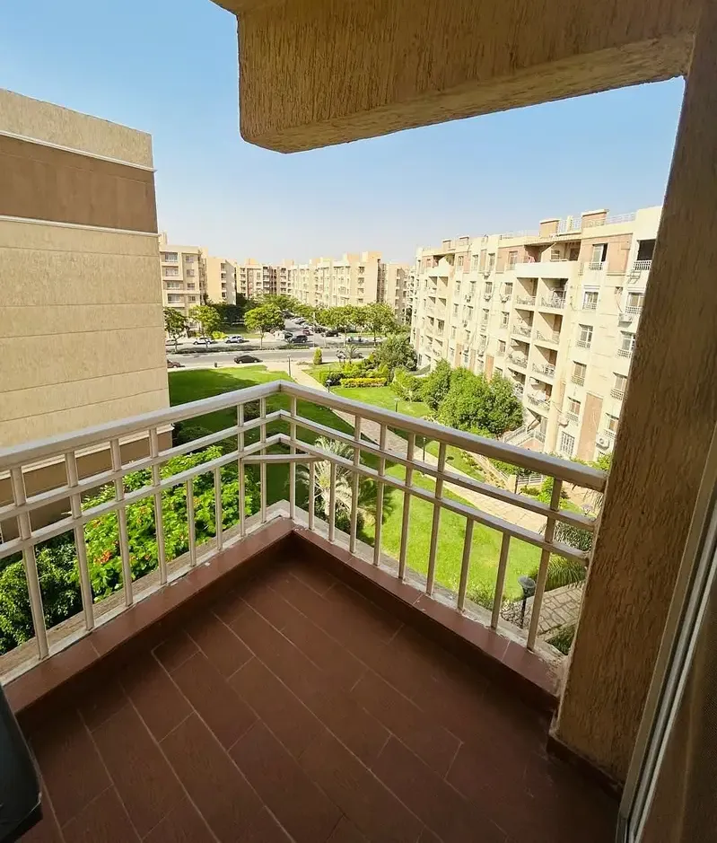 Furnished apartment for rent in Madinaty B11, prime location
