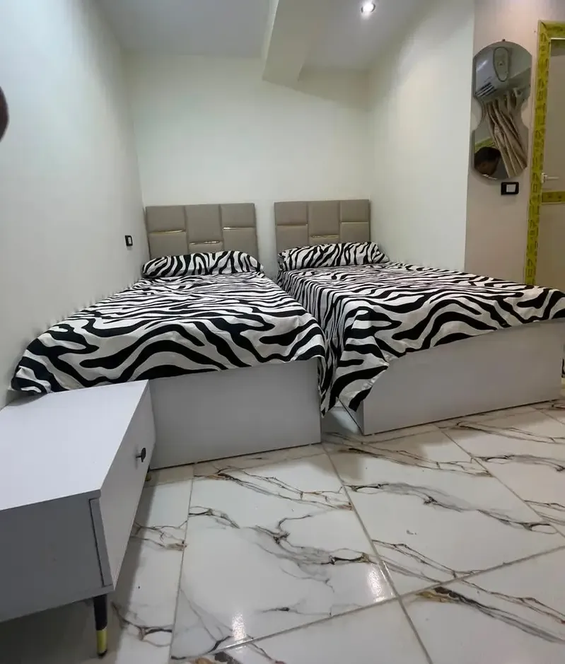 استوديو مفروش غرفتين للإيجار بالحي السابع 6 أكتوبر