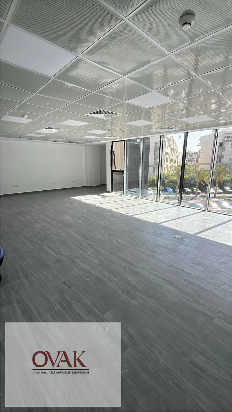 Fully finished 68sqm office ready for delivery in Hyde Park